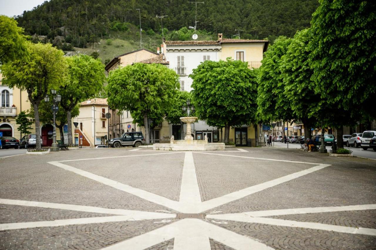 Lavistadeisogni Monte Morrone Celano Buitenkant foto
